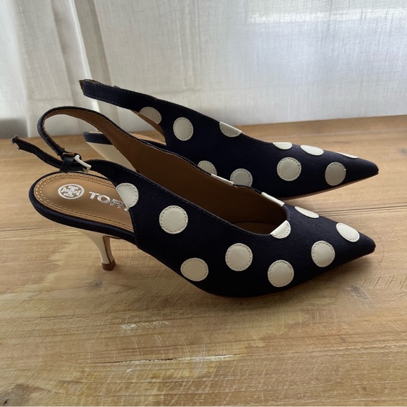 Tory Burch Spencer Slingback Pump in Navy Dot Size 6 - Picture 6 of 13